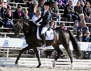 Mylene Straeten on Fehkamps Nightley