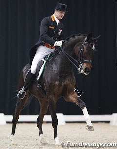 Austrian Peter Gmoser on the 12-year old Dutch warmblood Two To Tango (by Idocus x Burggraaf)