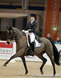 Chiara Prijs Vitale and Hot Chocolate win big at the 2012 CDI Drachten :: Photo © Astrid Appels