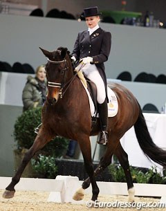 Emma van der Kaaij on the 9-year Dutch warmblood World Girl (by Sunny Boy x Cocktail)