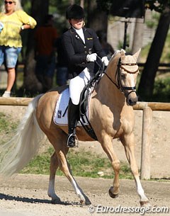 Anna Christina Abbelen on Dornik's Donovan: the pair rode a brilliant canter serpentine with balanced counter canter, but the horse could overall be a bit more elastic and lighter in the hand