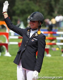 Rosalie Bos wins her second individual bronze at the 2012 European Pony Championships