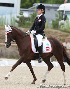 Austrian Xena Herta Schumann on Vito