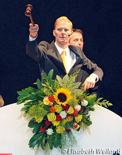 Auctioneer Gunther Friemel