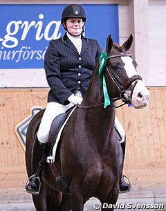 Anna Sundstrom on Luxus CML (by Florencio x Bolero)