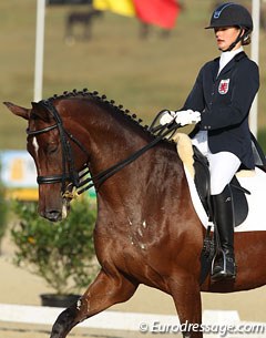 Luxembourg's FEI pony rider Fabienne Claeys gathered her first junior rider's CDI show experience in Leudelange on Trakehner Arthur M