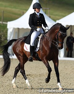 Alexandra Delemarre on Sir Replay