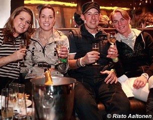 After party snap shot: Charlotte Dujardin and her groom drinking champagne with Imke Schellekens-Bartels