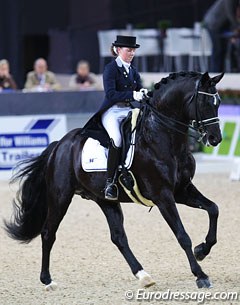 Eefje Appelmans and the 12-year old stallion Hennessy XO (by Hohenstein)