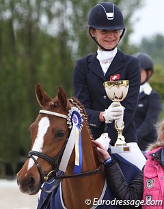 Hattrick for Estelle Wettstein and Championess at 2012 CDI-P Moorsele :: Photo © Astrid Appels