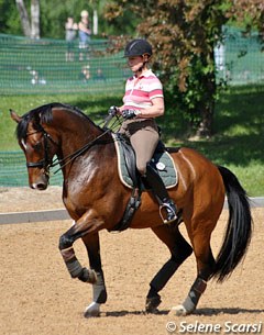 Isabell Werth training El Santo's piaffe