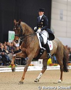 Anabel Balkenhol on Winci (by Weinberg)