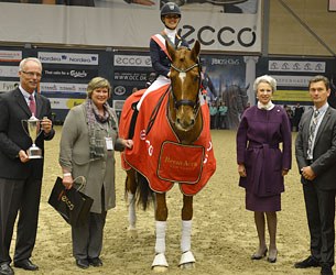 Adelinde Cornelissen wins the first leg of the 2012-2013 World Cup Western European League :: Photo © Ridehesten.com