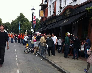 The Greenwich Tavern is the place to be if you want to hang out with the riders, right near "checkpoint charly" where riders, staff and press enter Greenwich Park