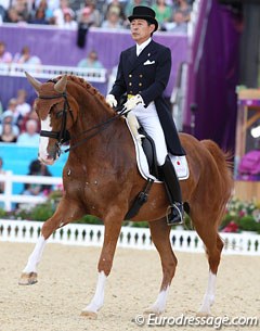 Vendange Tardive: the 71-year old Japanese Hiroshi Hoketsu is the oldest athlete competing at the 2012 Games. He was focused and did not make any mistakes in the tempi changes.