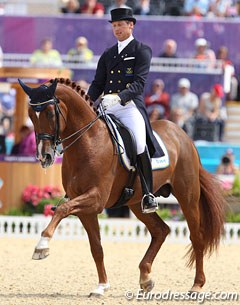 Patrik Kittel and Scandic. This combination executes brilliant trot extensions but today they struggled in the rein back and second piaffe. The tempi changes were good, but the rider swings heavily in the saddle in them