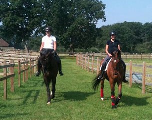 Anna Kasprzak (on Donnperignon) and Lisbet Seierskilde (Raneur) go for a stroll