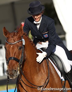 Isabelle Constantini pats Rimbeau