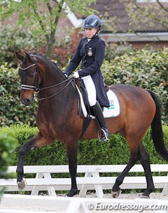 Swedish Amanda Borjeson on her second YR horse Jazzmatazz