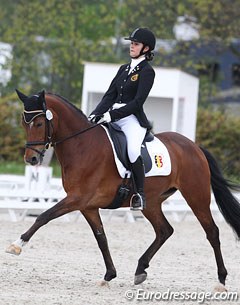 Best performing Belgian Jamina Gijsels on the French bred Riding Pony Oualidaluna