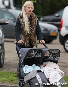 Jan Brink's wife Catharina Svensson-Brink with her two babies