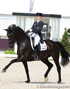 Emma Kanerva and Heimliche Liebe at the 2012 CDIO Rotterdam :: Photo © Astrid Appels