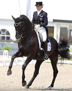 Finnish Terhi Stegars on the Trakehner stallion Axis