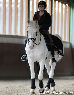 Camille Decloux walking Balagur at Theodorescu's