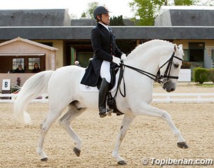 Juan Manuel Munoz Diaz on Fuego at the 2012 CDIO Saumur :: Photo © Top Iberian