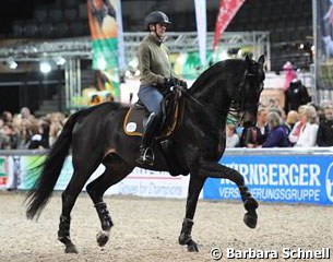 Anabel Balkenhol schooling her rising talent Diamond Star