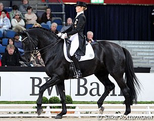 Stella Charlott Roth and Diva Royal in Stuttgart :: Photo © Silke Rottermann