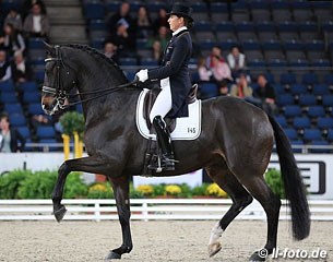 Tinne Vilhelmson on Don Auriello (by Don Davidoff x White Star)