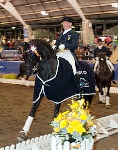 Heath Ryan and Regardez Moi win the Kur to Music at the 2012 CDI Sydney :: Photo © Venhaus