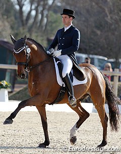 Belgian Jef Coenegrachts on the Danish warmblood Vemmetofte Comme Il Faut (by Come Back II)