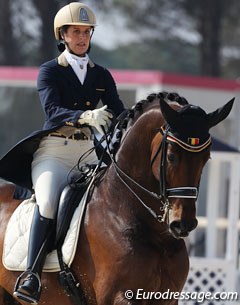 The colour of Julie de Deken's helmet was a topic of discussion. Totally colour co-ordinated on her small tour horse Lucky Dance, Julie made a stylish impression and carried out the message of safety