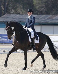 Claudia Fassaert and Donnerfee at the 2012 CDI Vidauban :: Photo © Astrid Appels