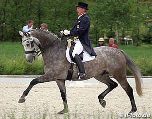 Jochen Vetters and Eliot at the 2012 Nurnberger Burgpokal qualifier in Werder :: Photo © LL-foto