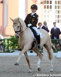 Semmieke Rothenberger on Golden Girl