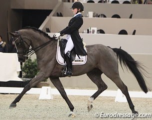 Belgian pony rider Noa Moermans made a seamless transition to junior rider's level aboard Beach Boy van de Zuuthoeve (by Sir Lui)