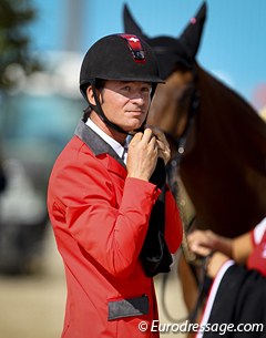 Olympic champion Steve Guerdat preparing himself for his ride