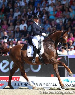 Fabienne Lutkemeier and D'Agostino rode to dramatic Carmina Burana music. The pair rode many strong movements, but D'Agostino was unusually tense in the canter and made mistakes in the changes