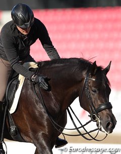 Henri Ruoste patting Jojo AZ