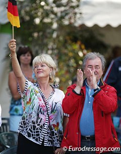 Florine Kienbaum's parents cheer