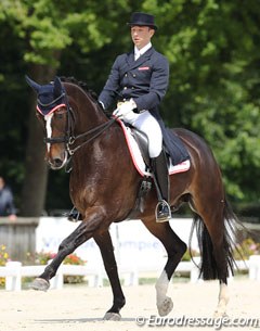 Austrian Oliver Valenta and Rivel produced a fantastic ride and finished 9th in the team test!