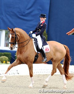Laura Tomlinson on Mistral Hojris at the 2013 CDI Hagen :: Photo © Astrid Appels