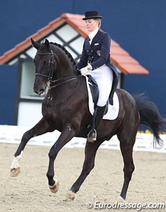 Italian Pia Laus-Schneider on the Oldenburg gelding Worchester (by Weltblick x Contango)