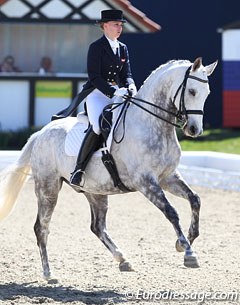 Austrian Stefanie Palm on the Oldenburg bred Royal Happiness (by Royal Diamond x Consul). Accuracy and meticulous riding made them climb up the ladder to a third spot in the Intermediaire I
