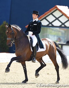 Laurens van Lieren on Hexagon's Wellnetta (by Louisville x Rubiquil)