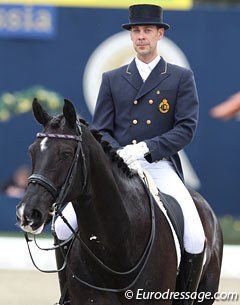 Belgian Mario van Orshaegen on the Dutch bred Wilco V (by Rousseau)