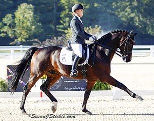 Barbara Davis and Rotano win the 2013 U.S. Junior Riders Championships :: Photo © Sue Stickle